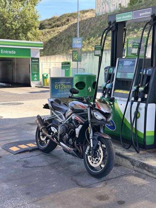 Triumph street triple 765 rs