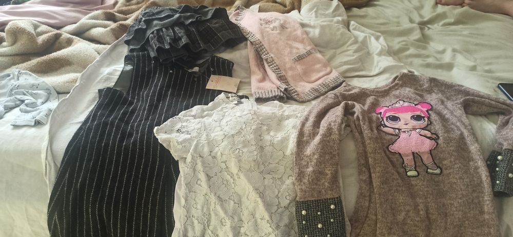 Пакет одягу для дівчинки р. 122