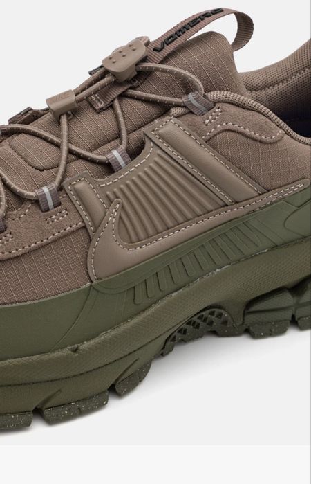 Оригінал! Р: 47,5 Кросівки Nike Zoom Vomero Roam.