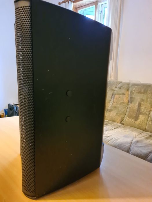 Kolumna aktywna QSC K12