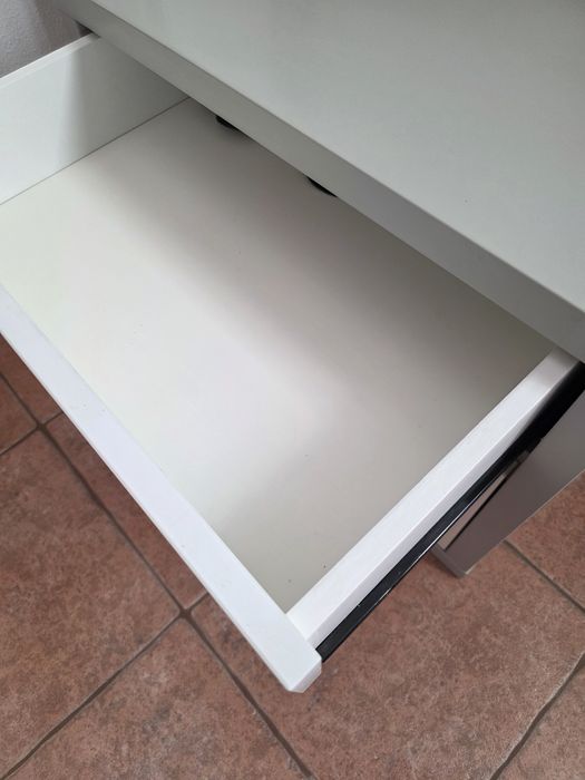 Conjunto Quarto Juvenil 120x200 (Cama + Colchão + Mesa Cabeceira)