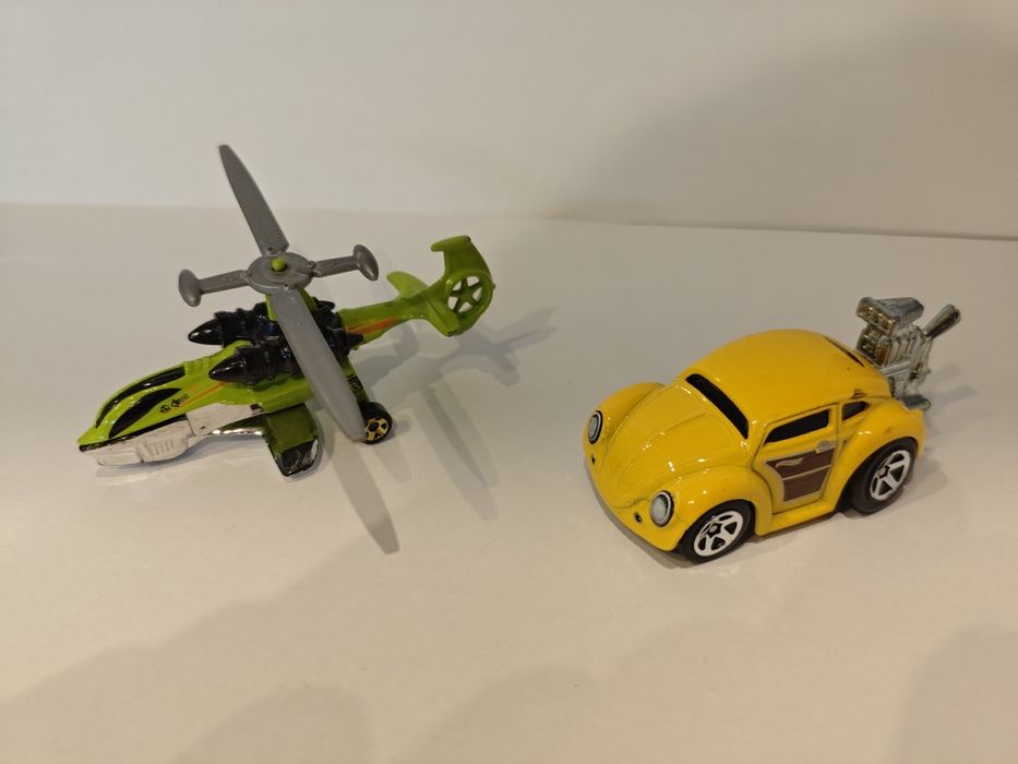 Машинки Hot wheels
