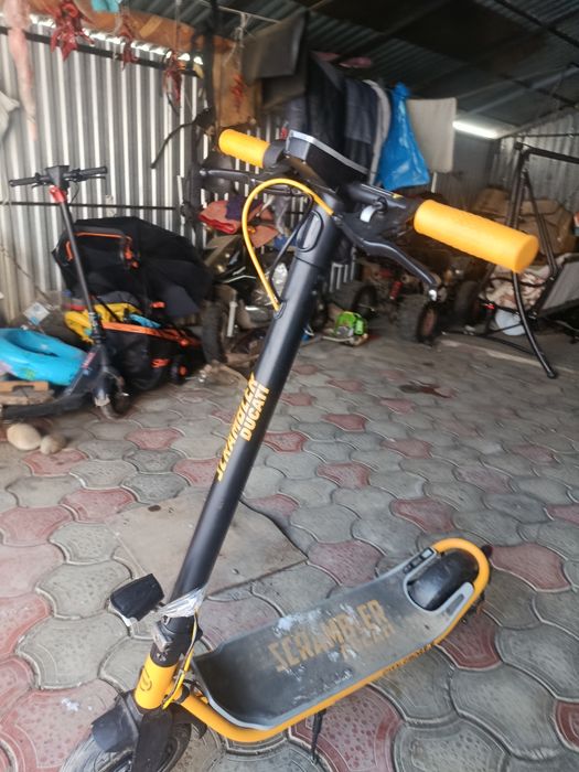 Продаж самокатів