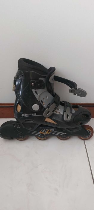 Patins tamanho 37