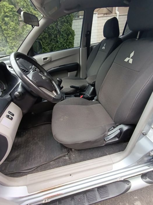 Mitsubishi L200 2013,