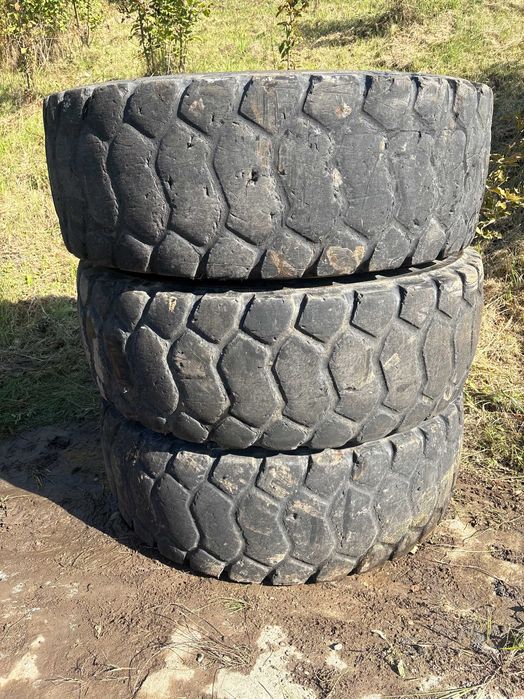 opony  17.5 R25 BKT Ładowarka