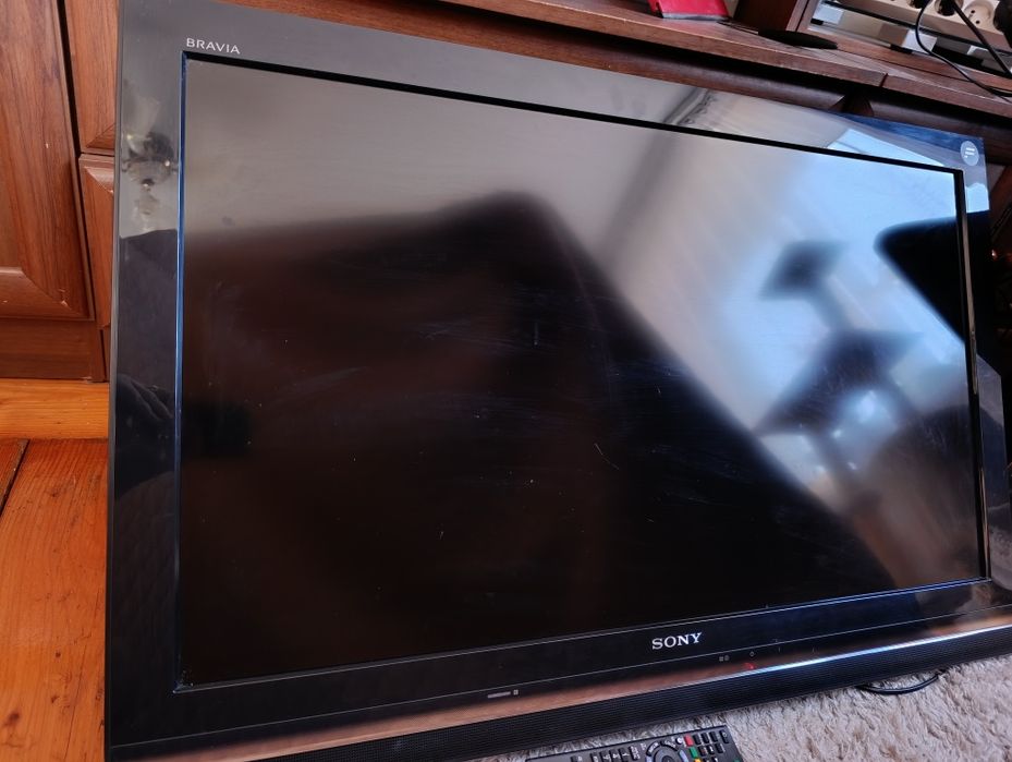 Настінний телевізор фірми Sony Bravia