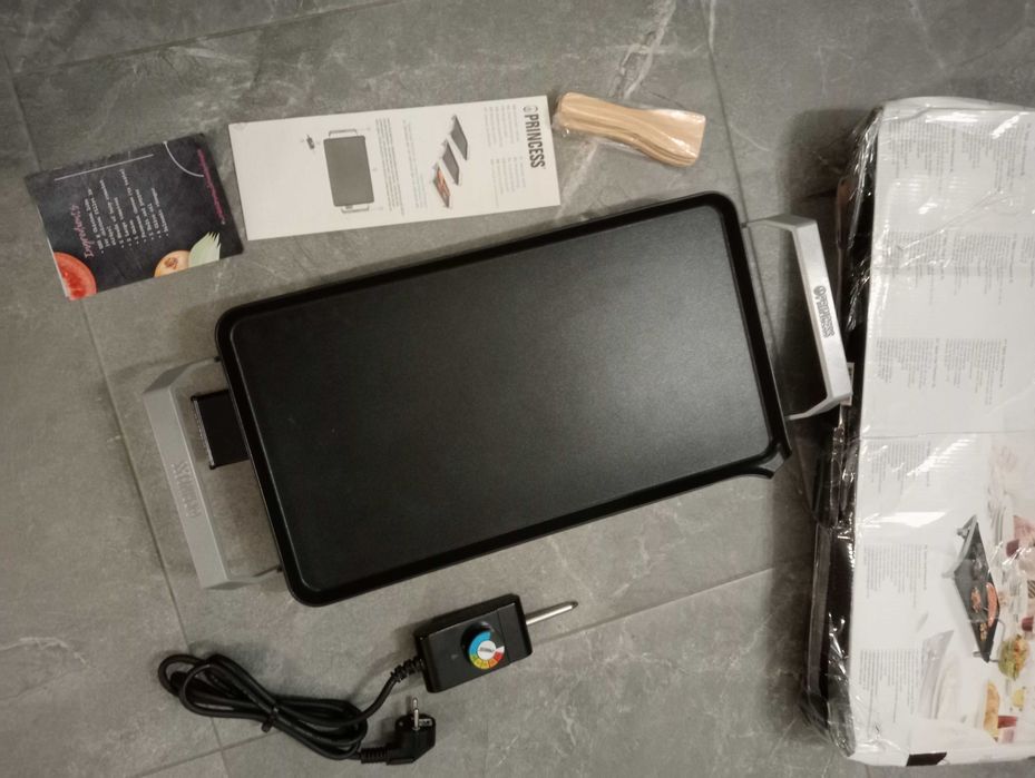 Płyta grillowa elektryczna Princess 2500w podgrzewacz do potraw