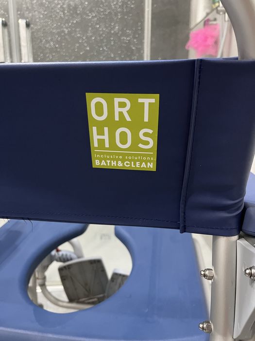 Cadeira de Banho e Sanitária com Rodas Atlantic ABS XXL