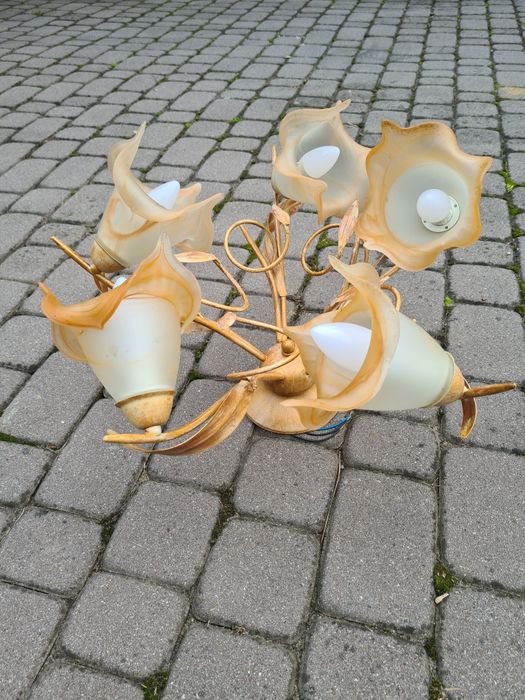 lampa sufitowa do salonu