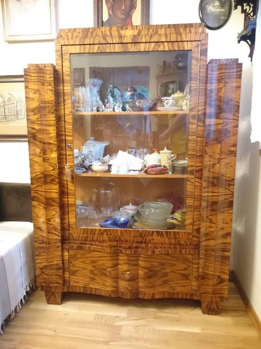 Komplet mebli Art Deco Stanisławów bufet, pomocnik, serwantka, stół