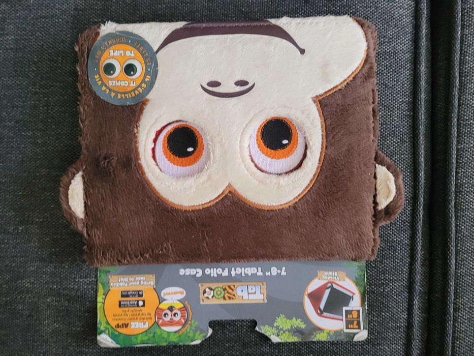 Nowe etui na tablet w ksztalcie glowy malpki.