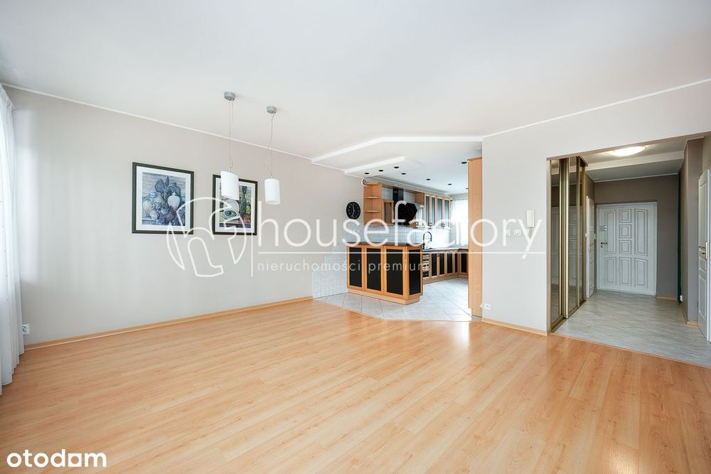 Dom Na Smulsku | 253 M² | Garaż |