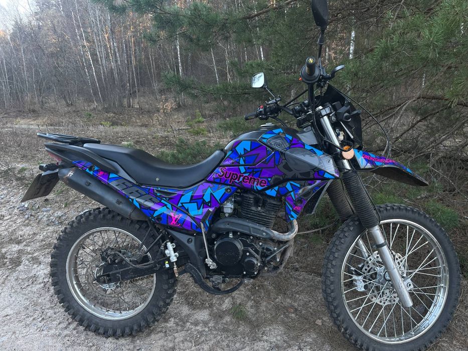 Продам мотоцикл Shineray