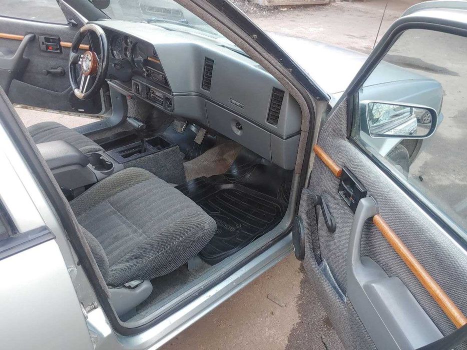 Продам Chevrolet Cavalier 2.2 автомат 1990