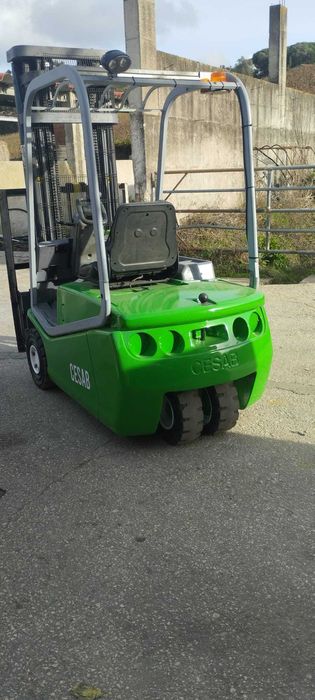 Campanha Fim-de-Ano - Empilhador Cesab Blits 315 de 1500 kg  (2525)