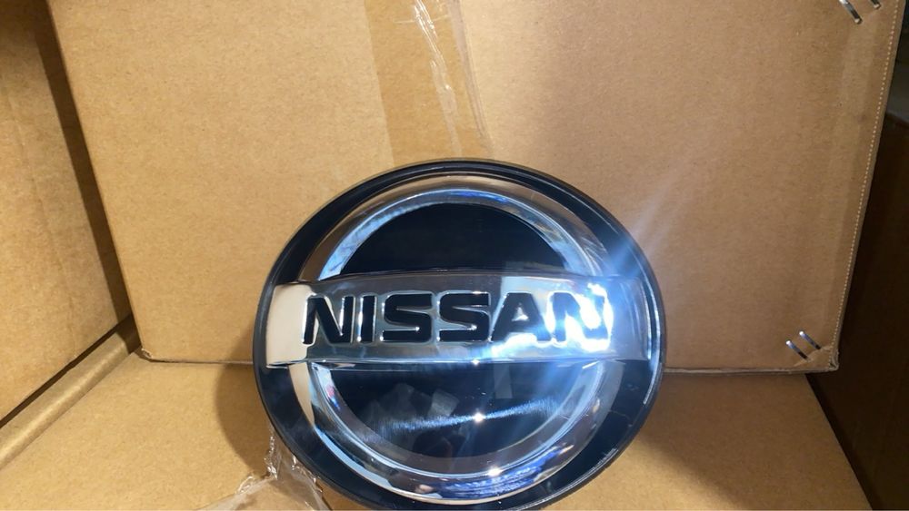 Значок під радар Т33  Ніссан  Логотип під радар Nissan Rogue