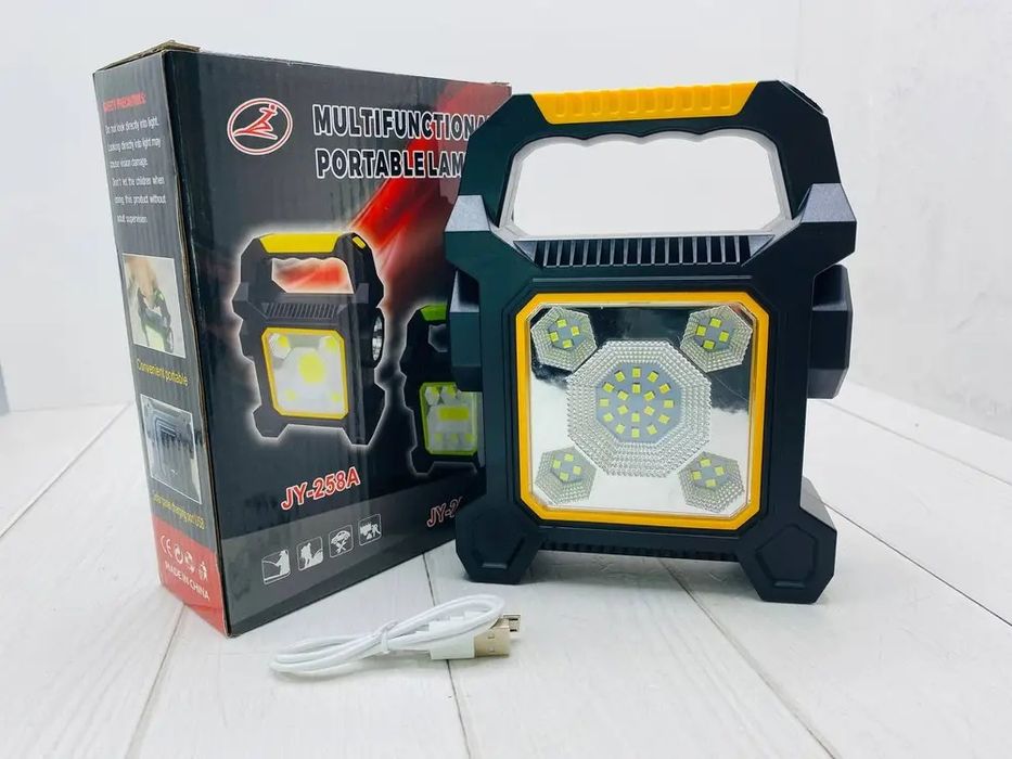 Ліхтар на сонячній батареї