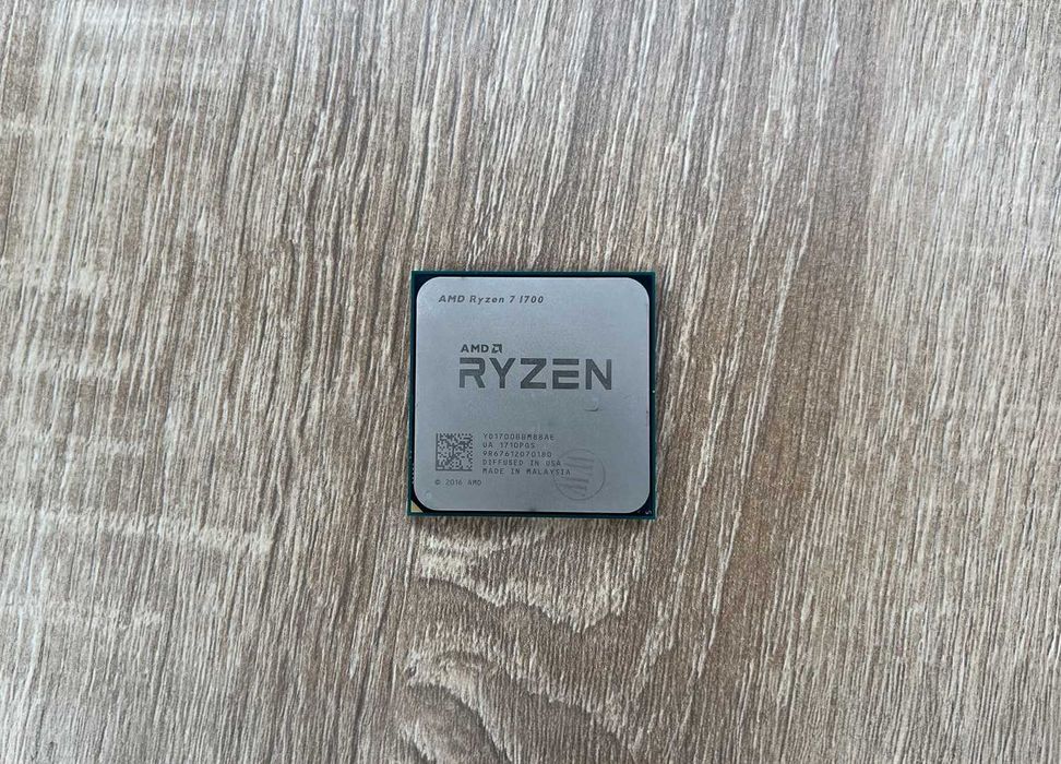 Процессор AMD Ryzen 7 1700 3.0GHz/16MB