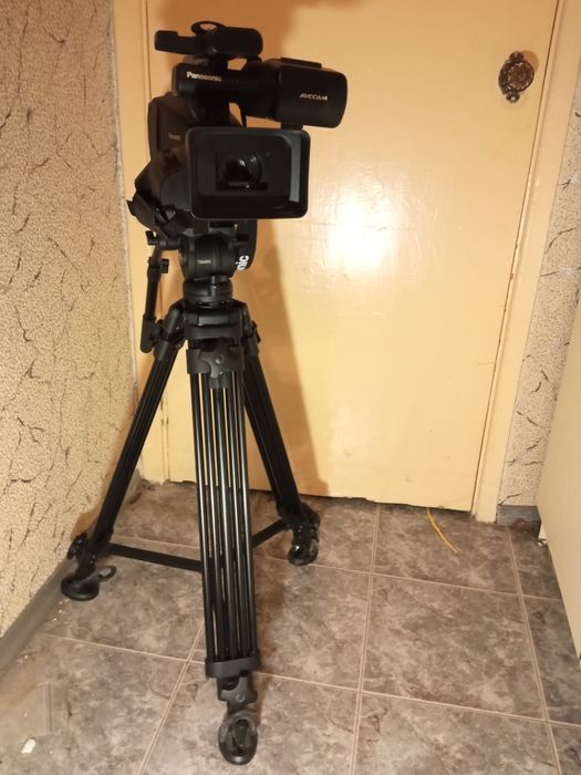 Штатив " E-image AT-7402A " c головой " 7060Н "