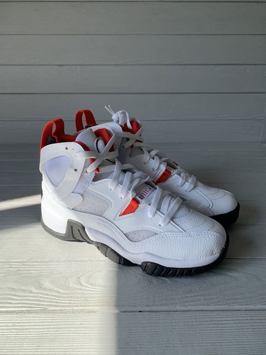 Кросівки Jordan Jumpman Two Trey White University