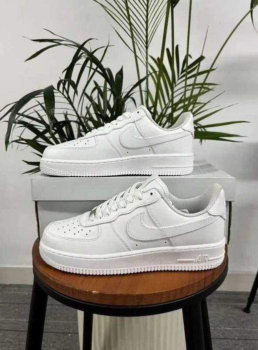 NIKE Air Force 1 07'Buty Sneakersy Sportowe r.39