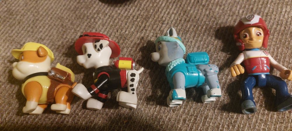 Psi Patrol 4 pojazdy z figurkami Marshall, Rubbel, Everest, Ryder