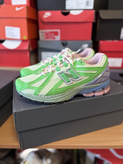 Новые ОРИГИНАЛ оригінал кроссовки кросівки New Balance нб 1906R