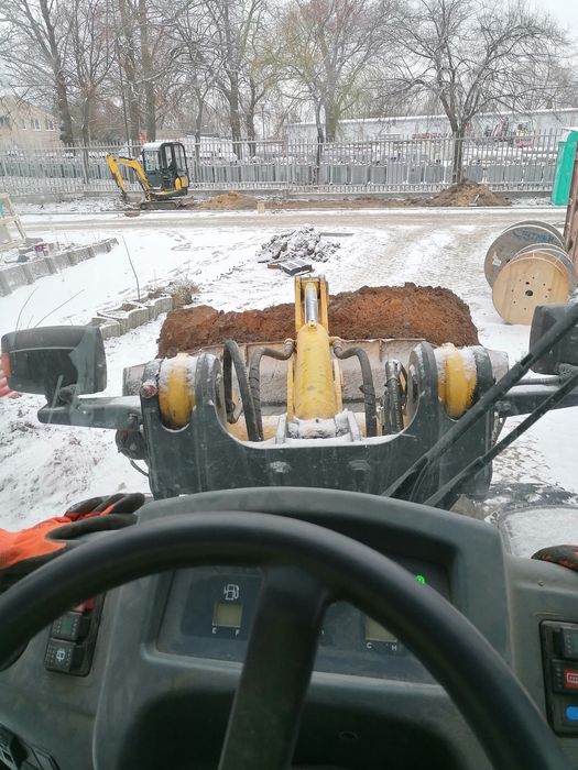 Usługi Minikoparka/Roboty Ziemne/Załadunek i Rozładunek Materiałów