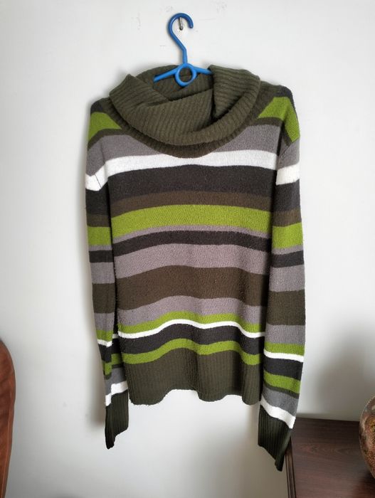 Sweter damski w pasy