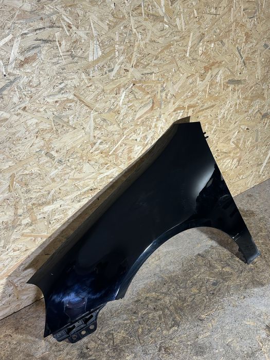 Błotnik Lewy Przedni Volkswagen Golf 5 Czarny