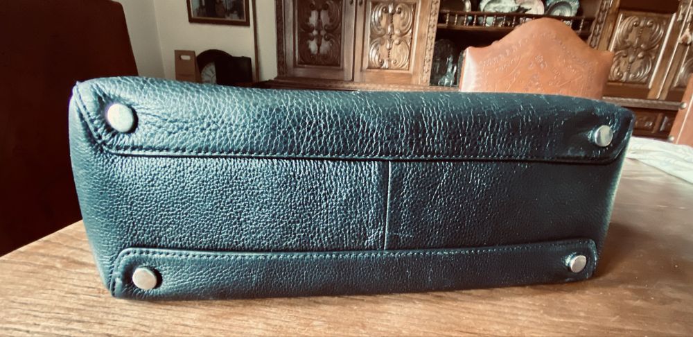 Mala Michael kors em pele