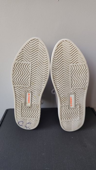 Skórzane sneakersy Adidas Sleek Super platforma 39 40 pudrowy róż wysmuklające