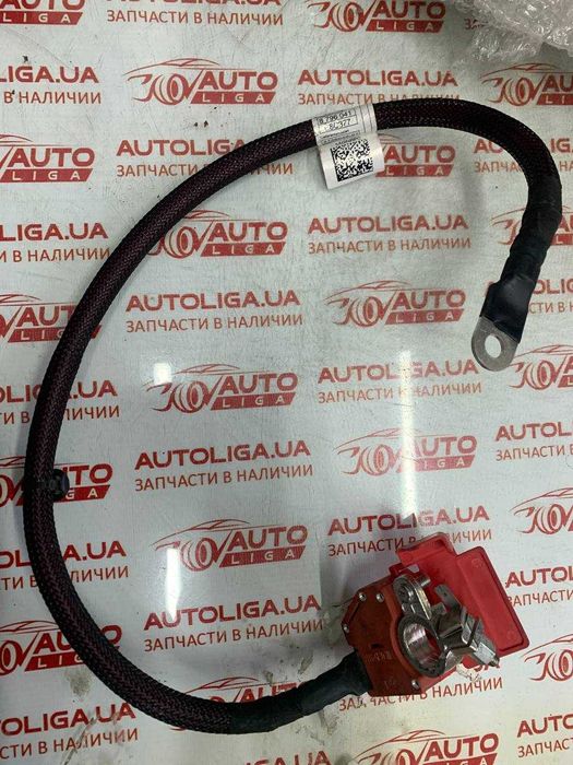 Плюсовая клемма Bmw F20 F21 F30 F31 Наличие шрот запчасти  9230017