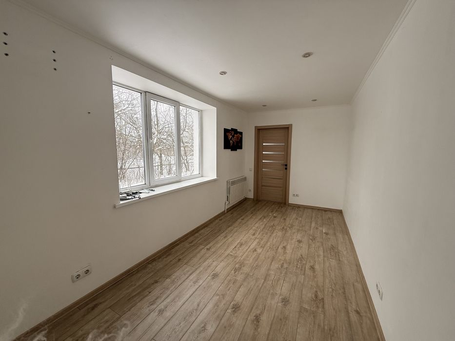 Євро 3 кім. Квартира з сучасним ремонтом держ програми так