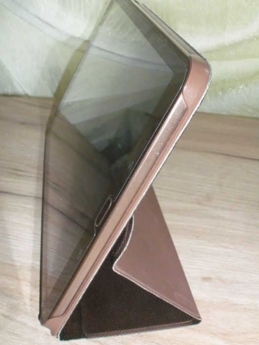 Планшет Samsung Tab-E