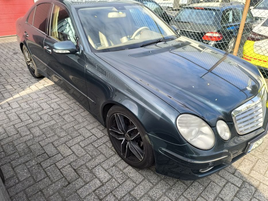 W211 Mercedes e280 disel