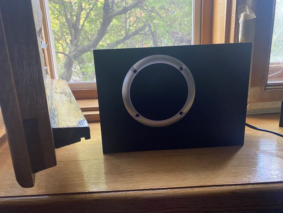 Продам сабвуфер logitech