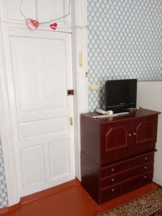 Сдам комнату в коммуналке.г.Сумы в районе Аграрного института.