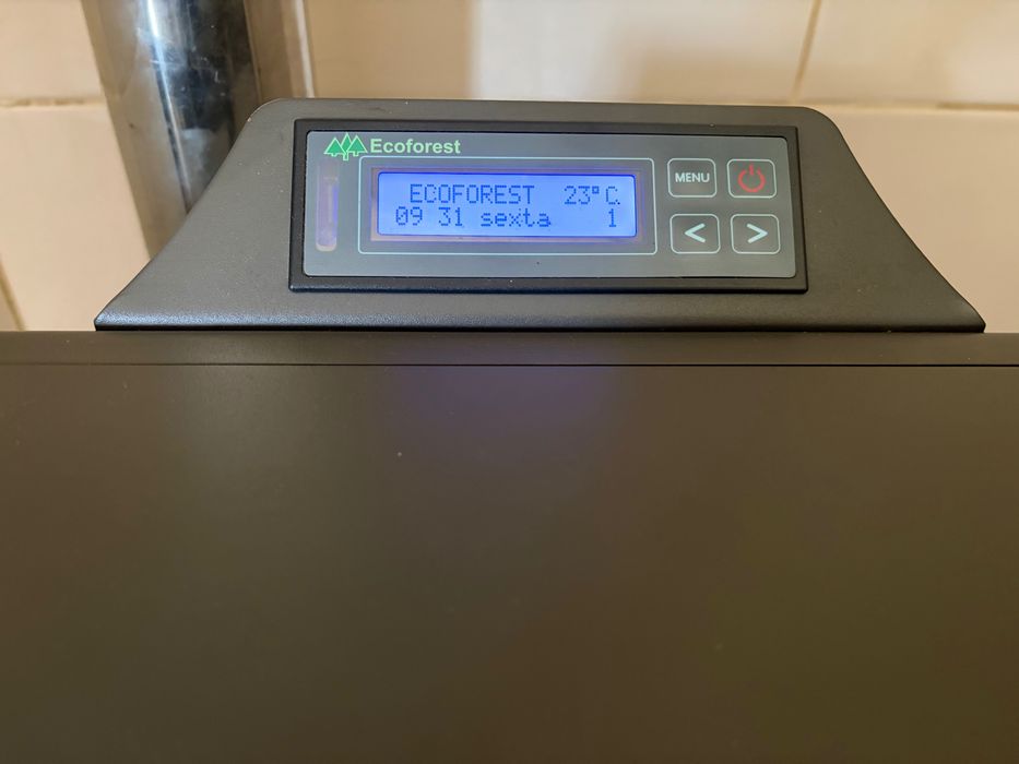 Salamandra Ecoforest Vigo 9,5 kW — Bom estado