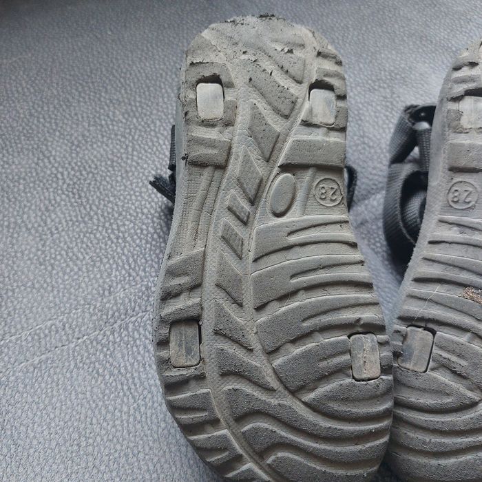 Sandały czarne dla dziecka, Roz. 28