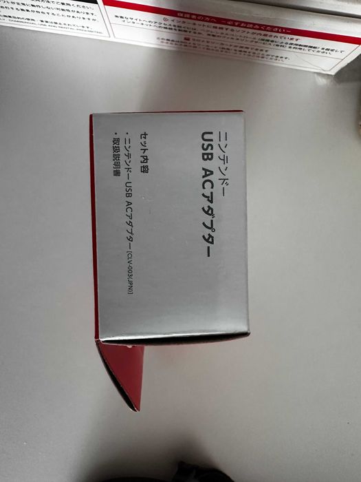 Оригінальний адаптер Nintendo