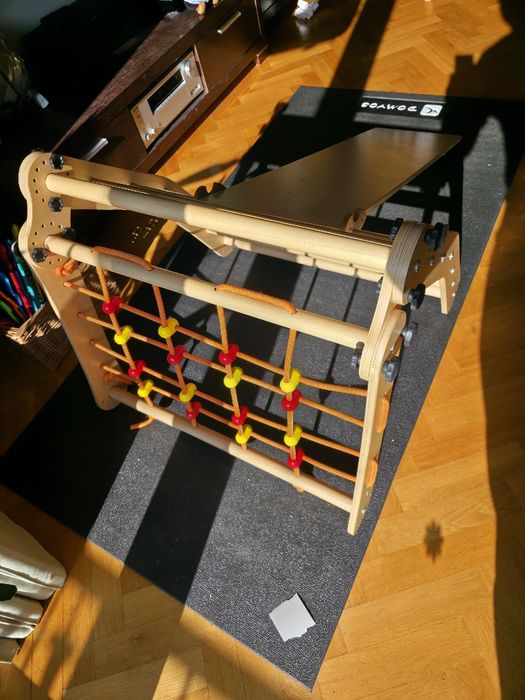 DRABINKA WSPINACZKOWA, Trójkąt z siatką i zjeżdzalnią jak małpiszon