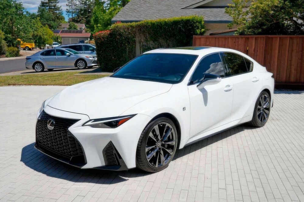 Lexus IS 350 F SPORT      2021