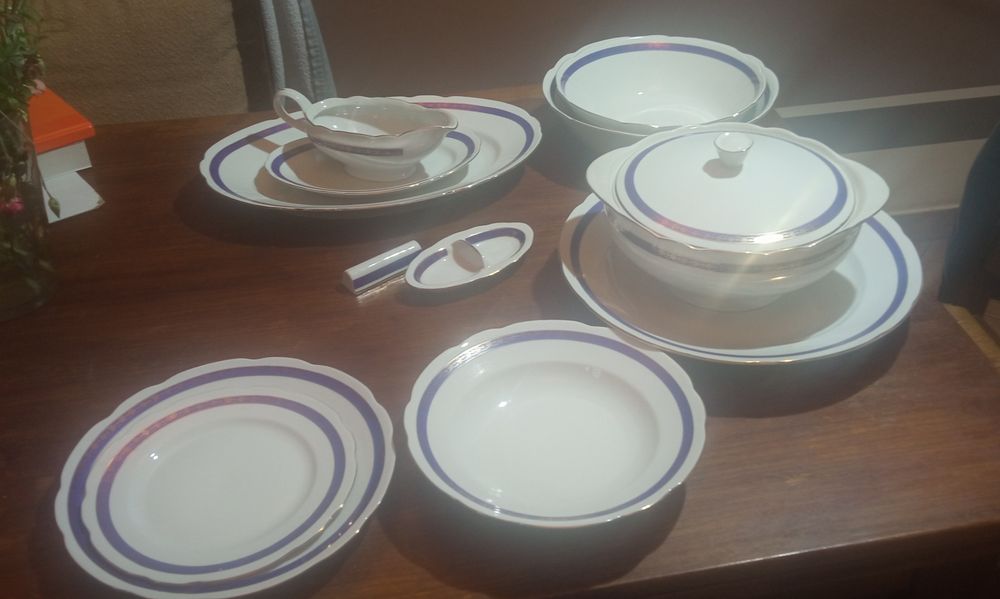 Zastawa obiadowa na 12 osób Ćmielów PRL