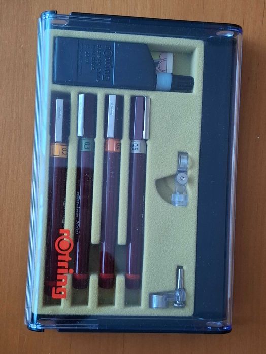rapitografy firmy ROTRING, zestaw