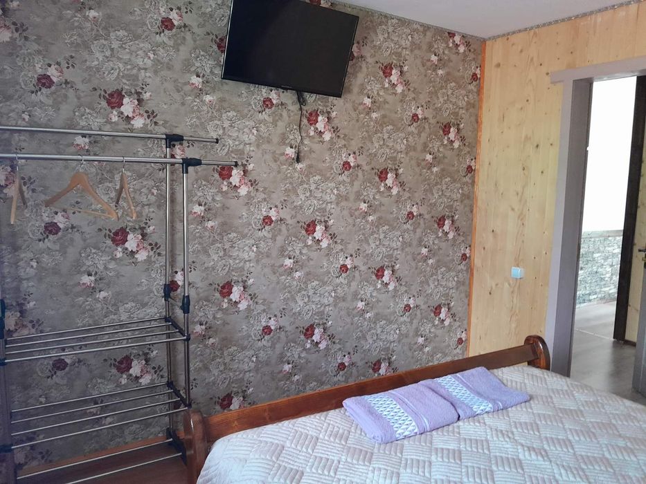 Здається приватна садиба з басейном +чан(Тухля)