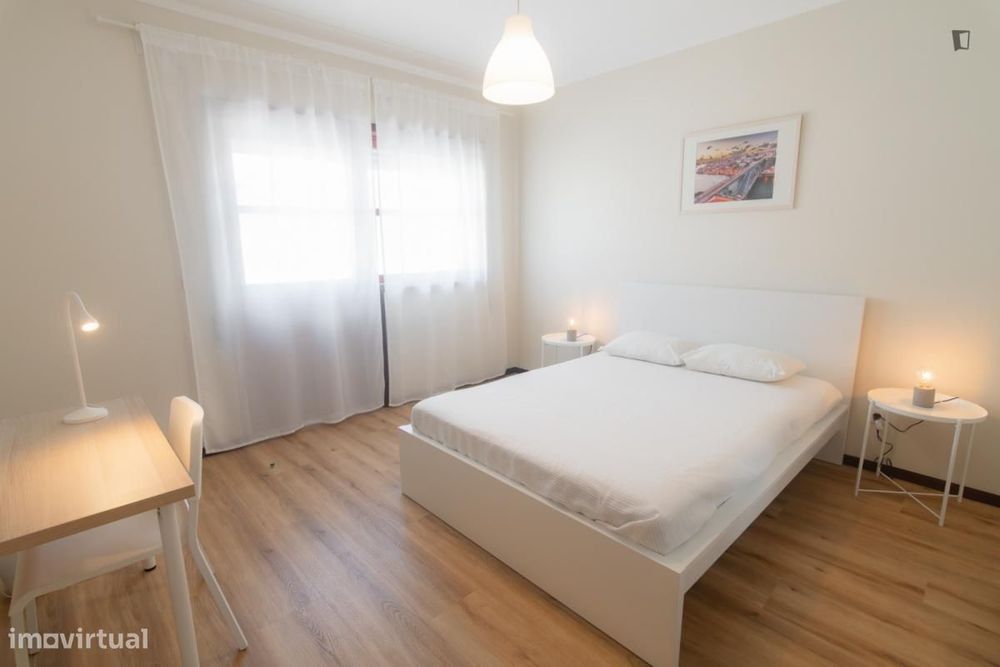 Quarto - localizado em Vila nova de gaia