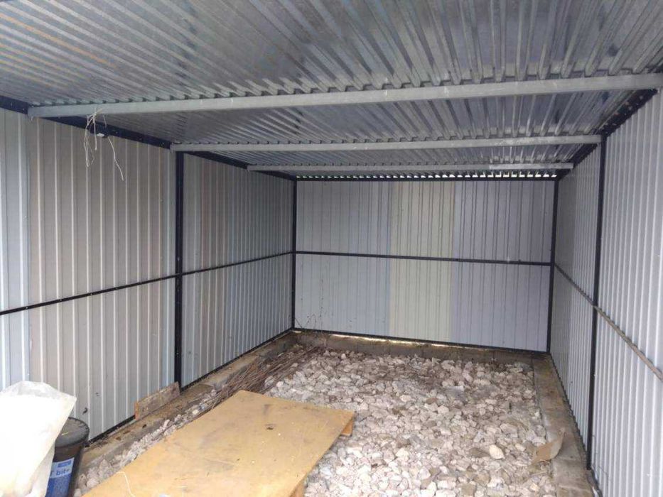 Garaż blaszak na budowę Wzmocniony garaż budowlany 3x5m