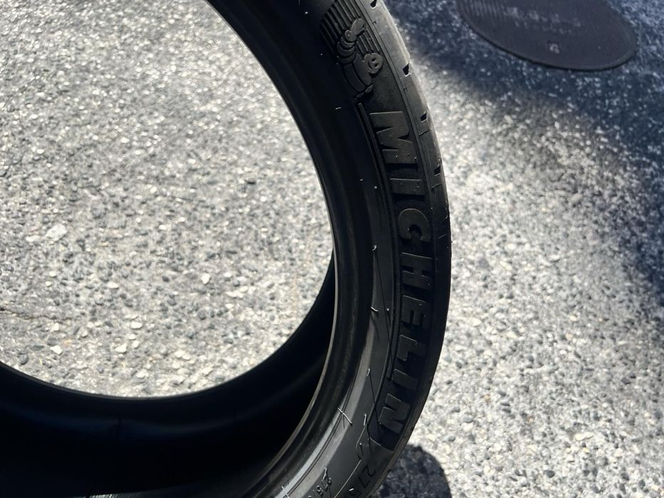 275/35/21 Michelin 2 pneus